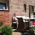 & Appartments Bettina 2*