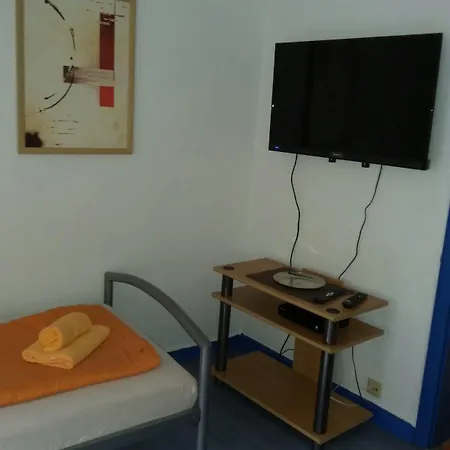 & Appartments Bettina شقة فندقية