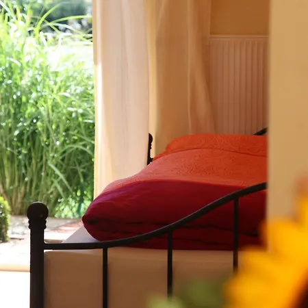 Aparthotel & Appartments Bettina 2*