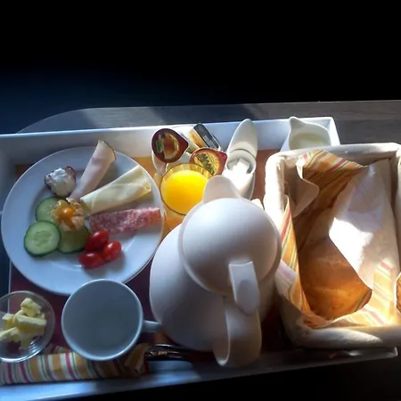 & Appartments Bettina 2*