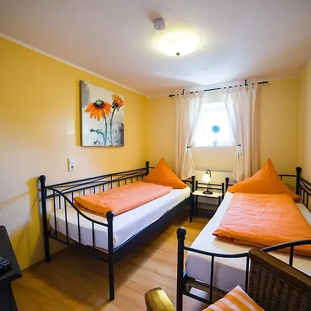 Ξενοδοχείο με διαμερίσματα & Appartments Bettina 2*